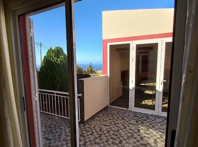 Casa de Férias Casa Abreu Gouveia In Ponta Do Pargo Calheta (Madeira)