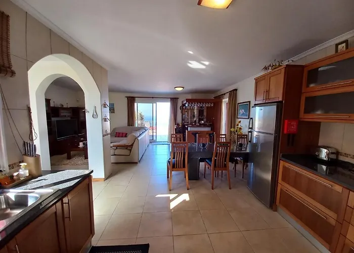 Casa Abreu Gouveia In Ponta Do Pargo Casa de Férias