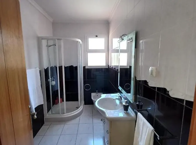 Casa de Férias Casa Abreu Gouveia In Ponta Do Pargo Calheta (Madeira)